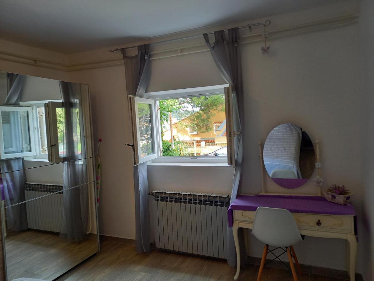 Apartment Senka Mali Lošinj Exterior foto